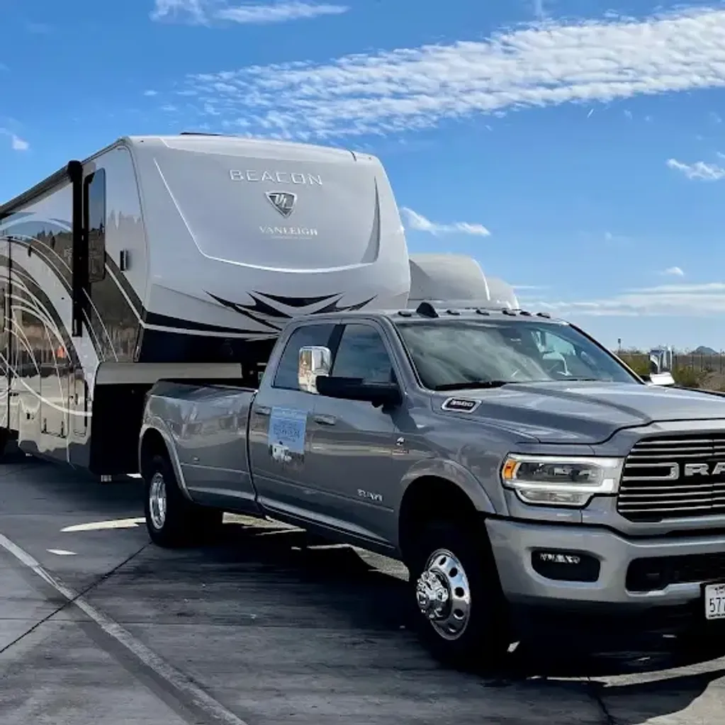 Vanleigh Beacon fifth wheel and Ram truck owned by the Lavender Mobile RV Solutions owner